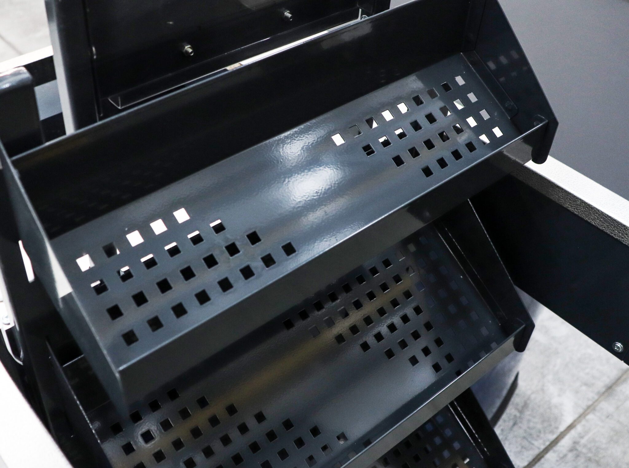 Self-checkout i moderna zona naplate: kada se isplati